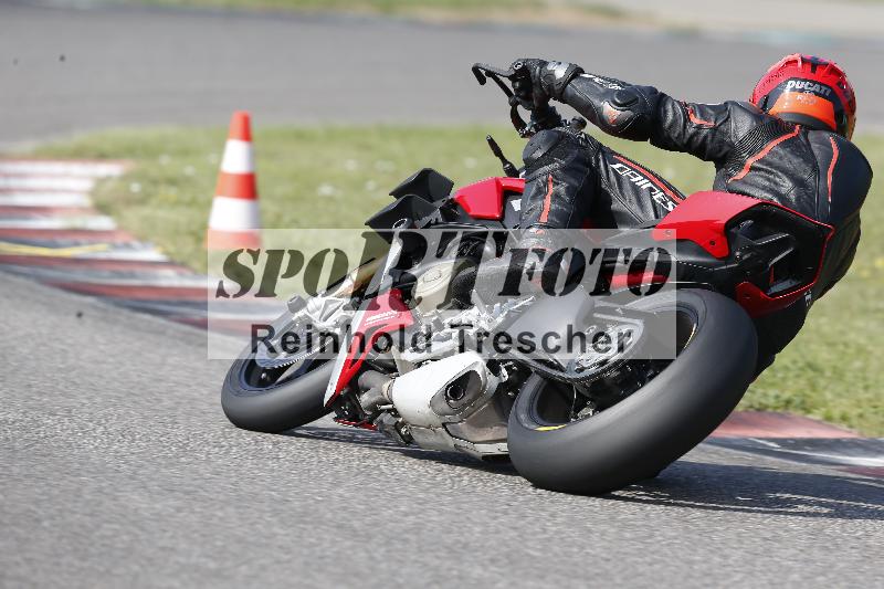 /45 10.08.2025 Plüss Moto Sport ADR/Freies Fahren/733